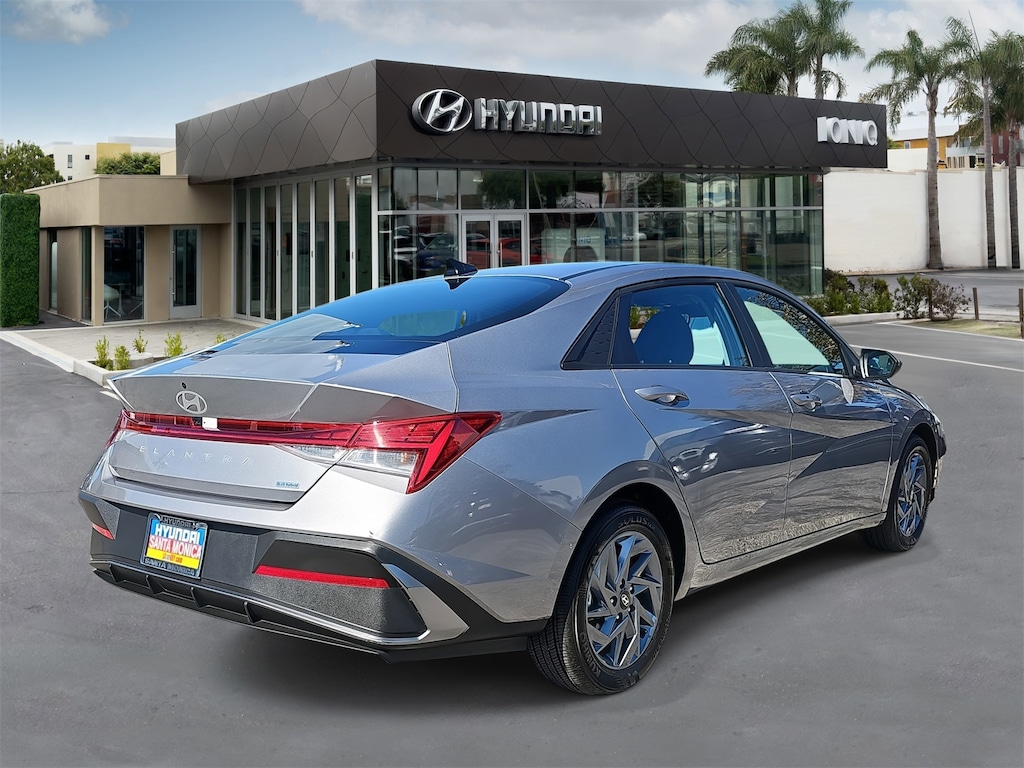 Certified 2025 Hyundai Elantra Hybrid Blue Sedan