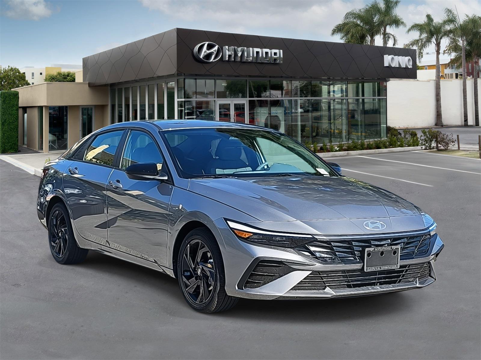 2026 Hyundai Elantra SEL's photo