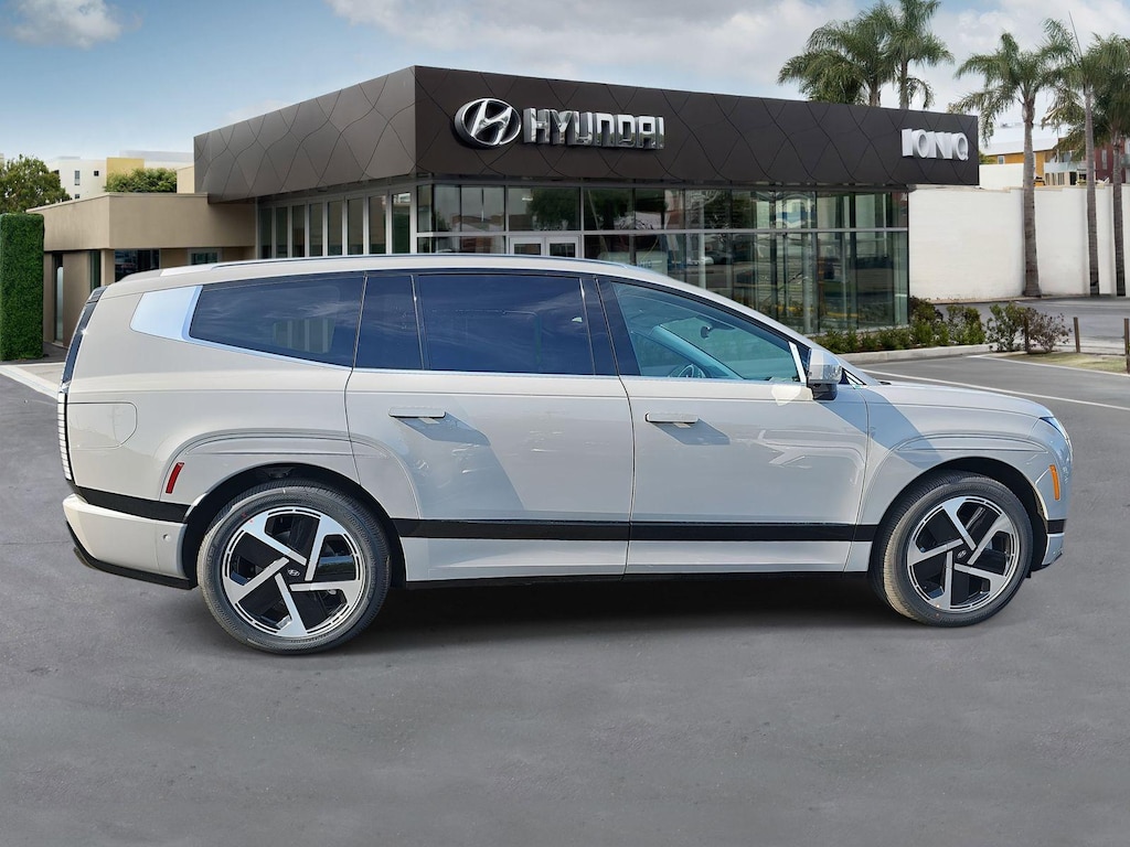 New 2026 Hyundai IONIQ 9 Performance Calligraphy SUV