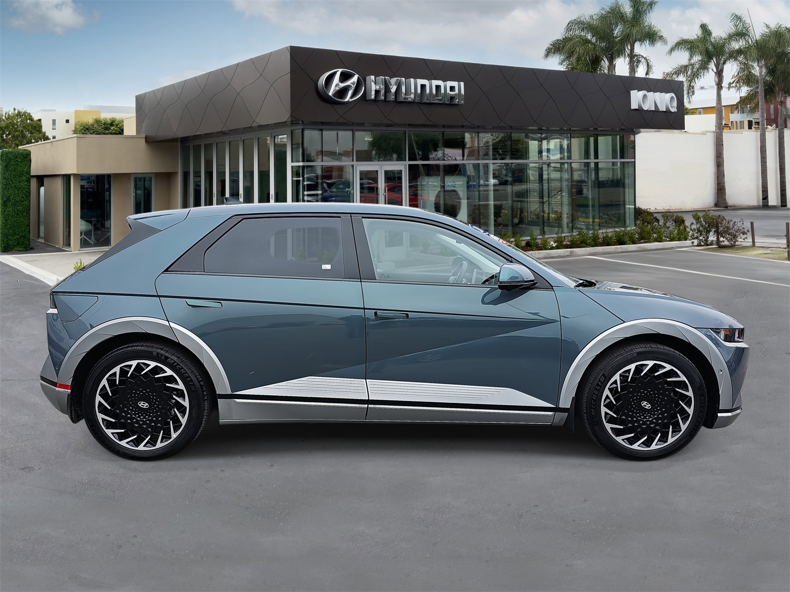 Used 2024 Hyundai IONIQ 5 Limited with VIN KM8KRDDF9RU248799 for sale in Santa Monica, CA