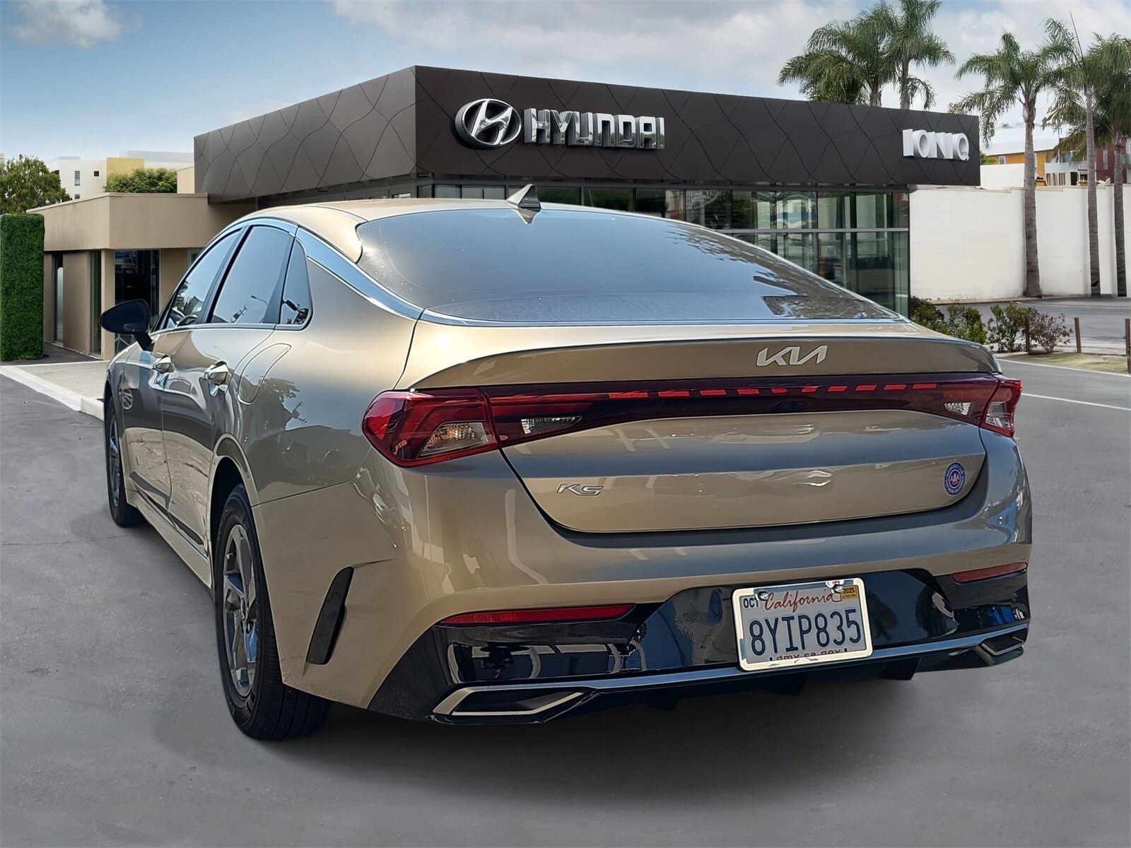 2022 Kia K5 LXS photo 2