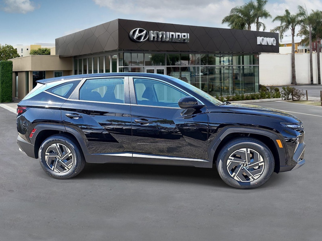 New 2026 Hyundai Tucson Hybrid SE SUV