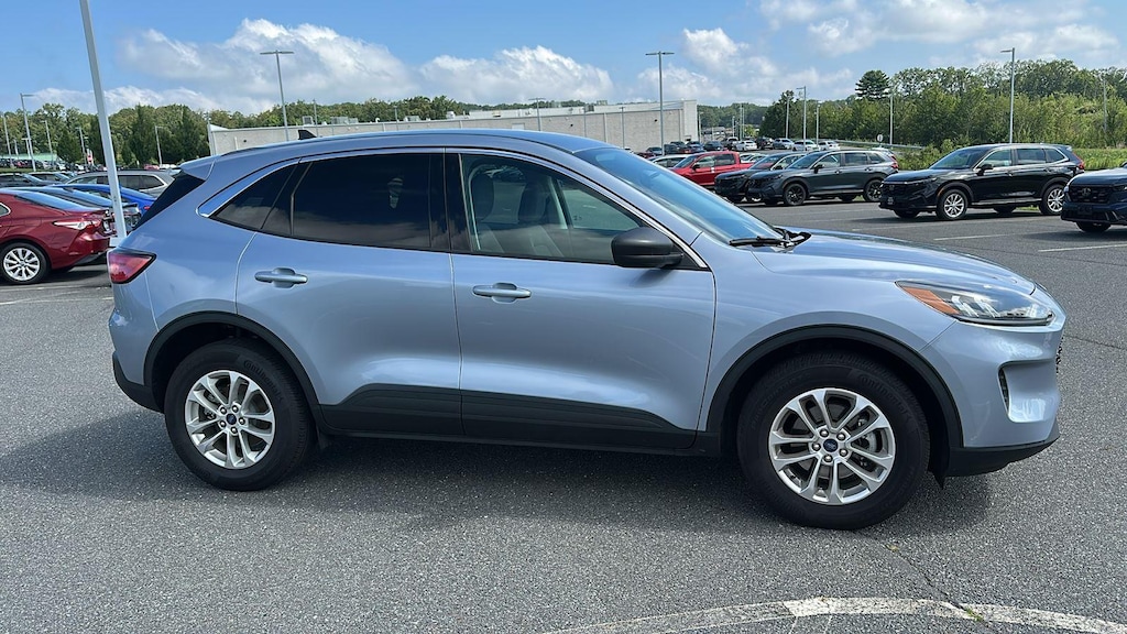 Used 2022 Ford Escape SE SUV