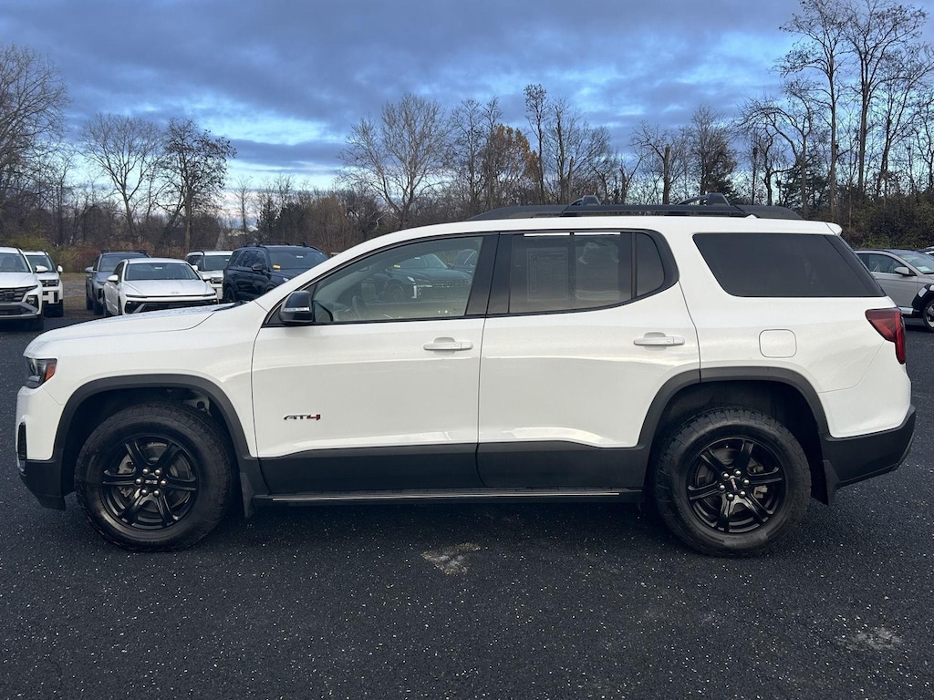Used 2023 GMC Acadia AT4