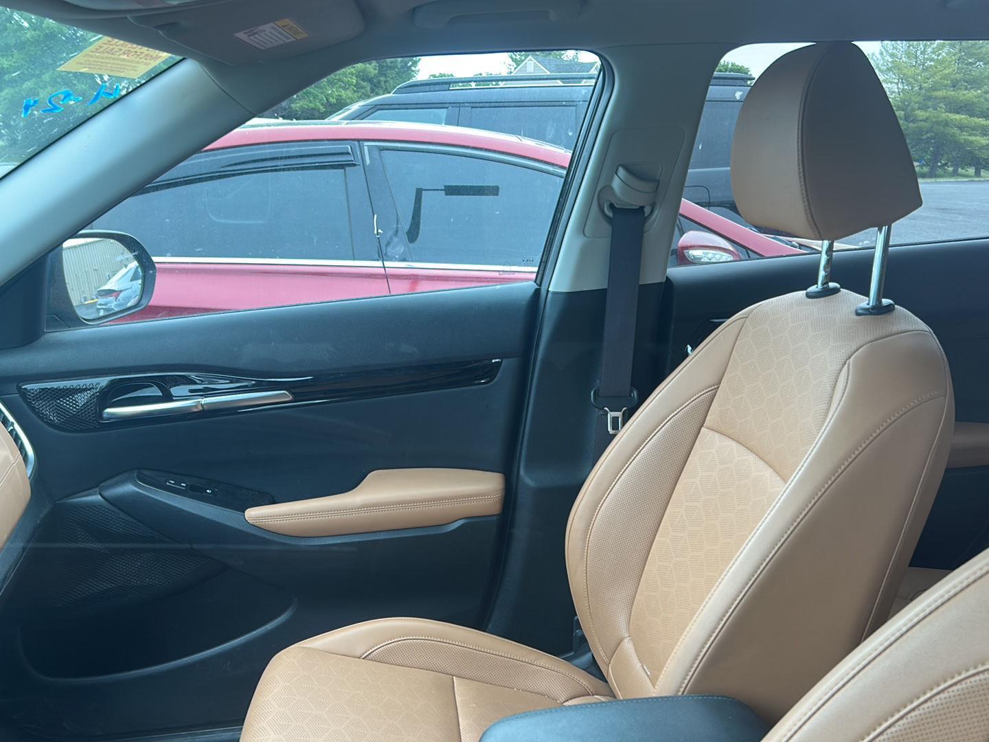 2024 Kia Seltos EX - Photo 9