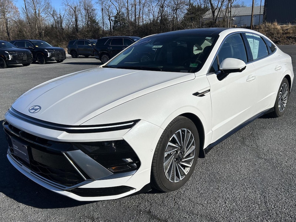 Certified 2024 Hyundai Sonata Hybrid Limited Sedan