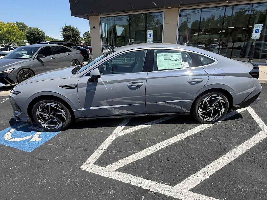 New 2026 Hyundai Sonata SEL Sport Sedan
