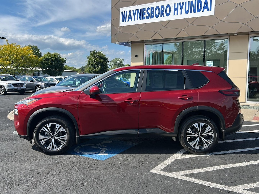 Used 2023 Nissan Rogue SV SUV