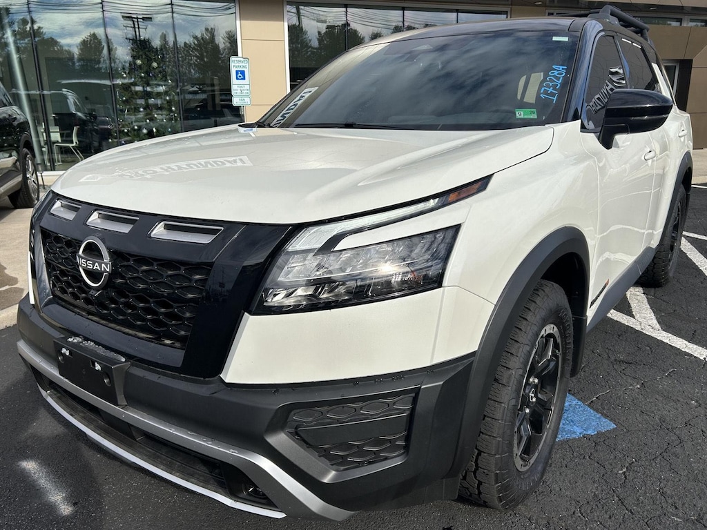 Used 2024 Nissan Pathfinder Rock Creek SUV