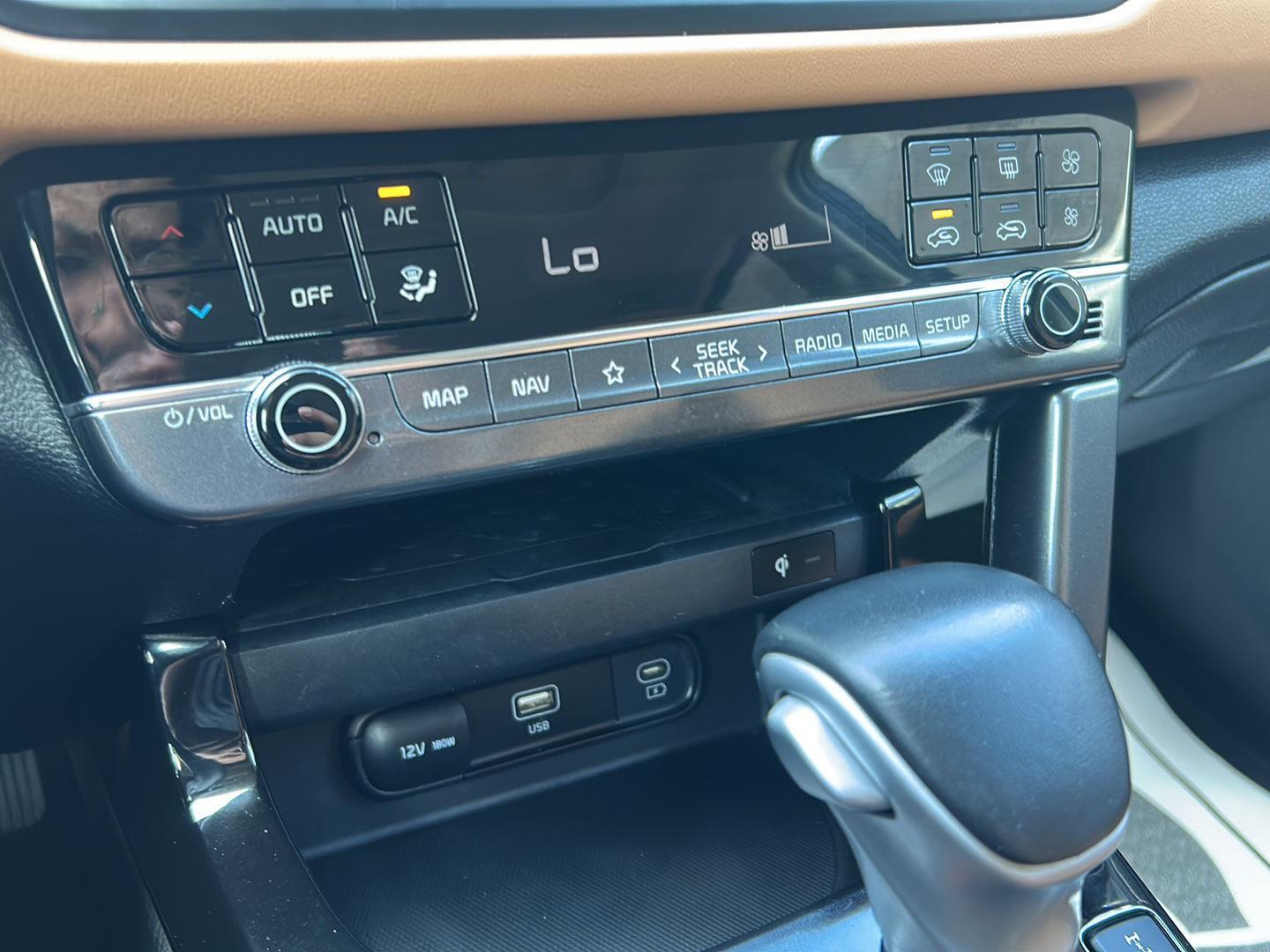 2024 Kia Seltos EX - Photo 21