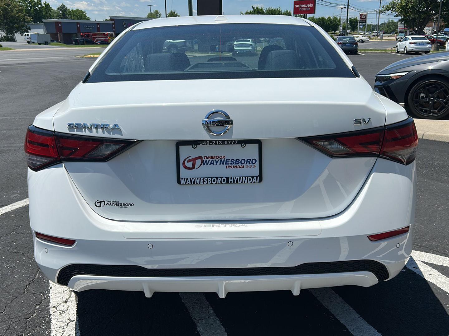 2023 Nissan Sentra SV - Photo 6