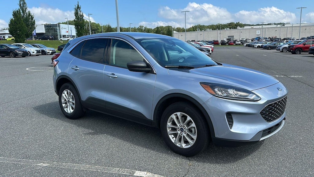 Used 2022 Ford Escape SE SUV