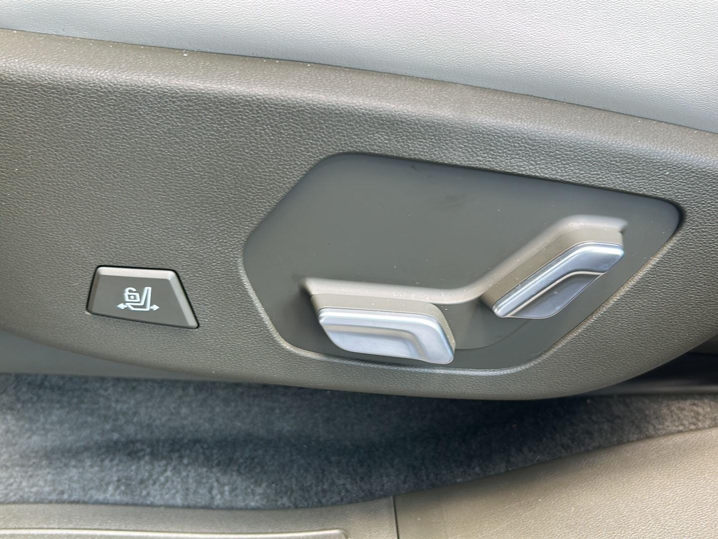 2025 Hyundai Santa Fe Calligraphy - Photo 22