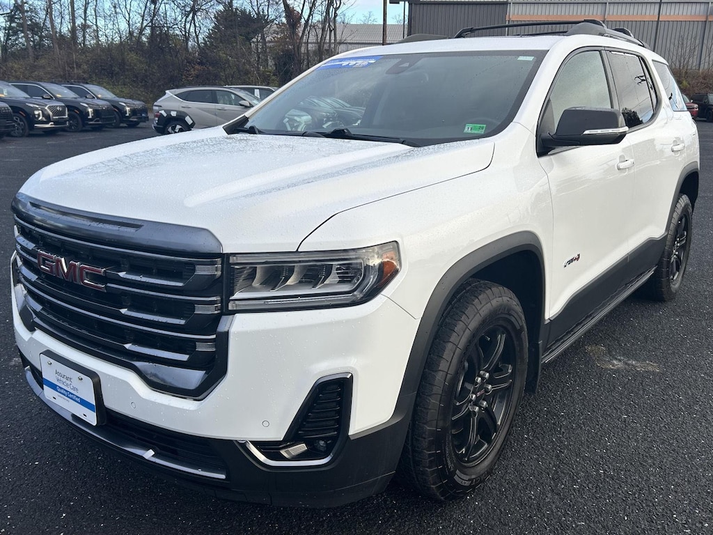 Used 2023 GMC Acadia AT4
