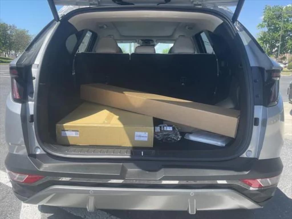 New 2024 Hyundai Tucson Limited AWD SUV