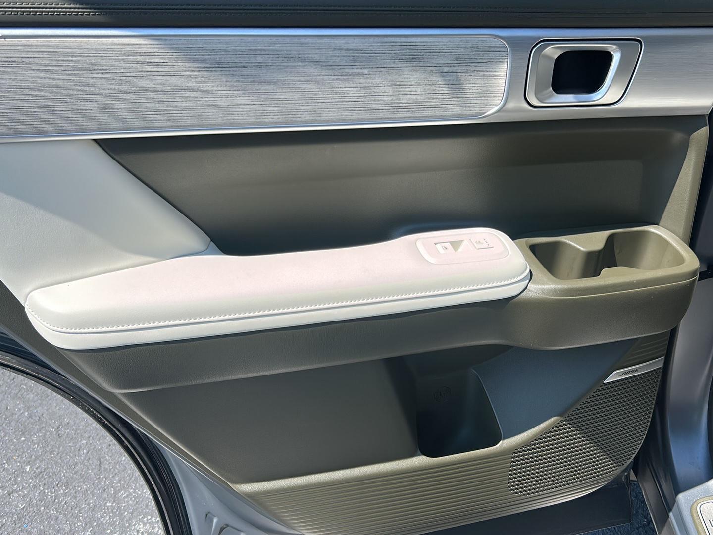 2025 Hyundai Santa Fe Calligraphy - Photo 18