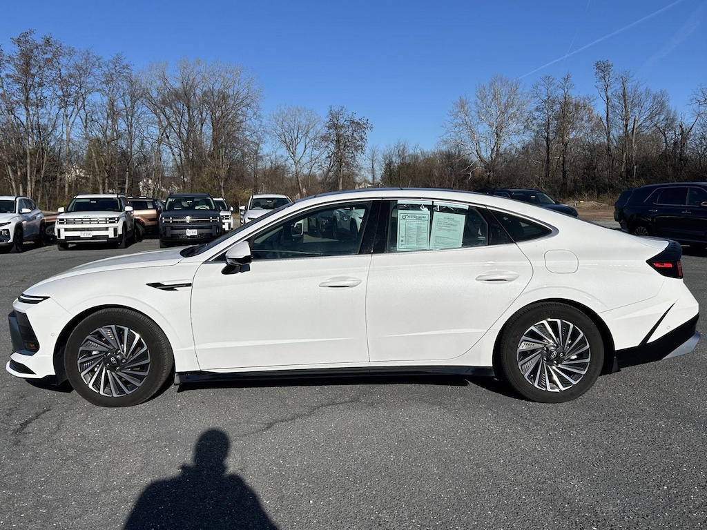Certified 2024 Hyundai Sonata Hybrid Limited Sedan