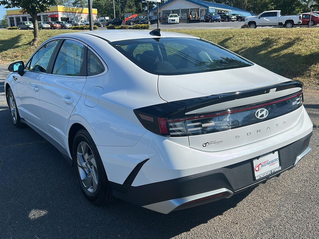 Certified 2025 Hyundai Sonata SE Sedan