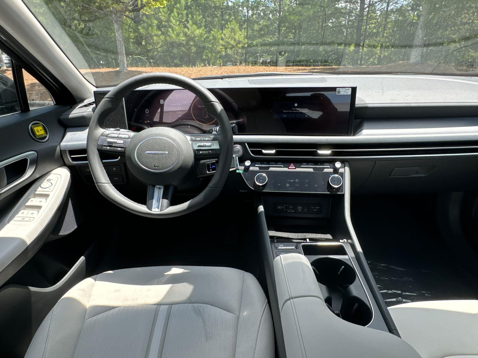 2024 Hyundai Sonata SEL - Photo 17