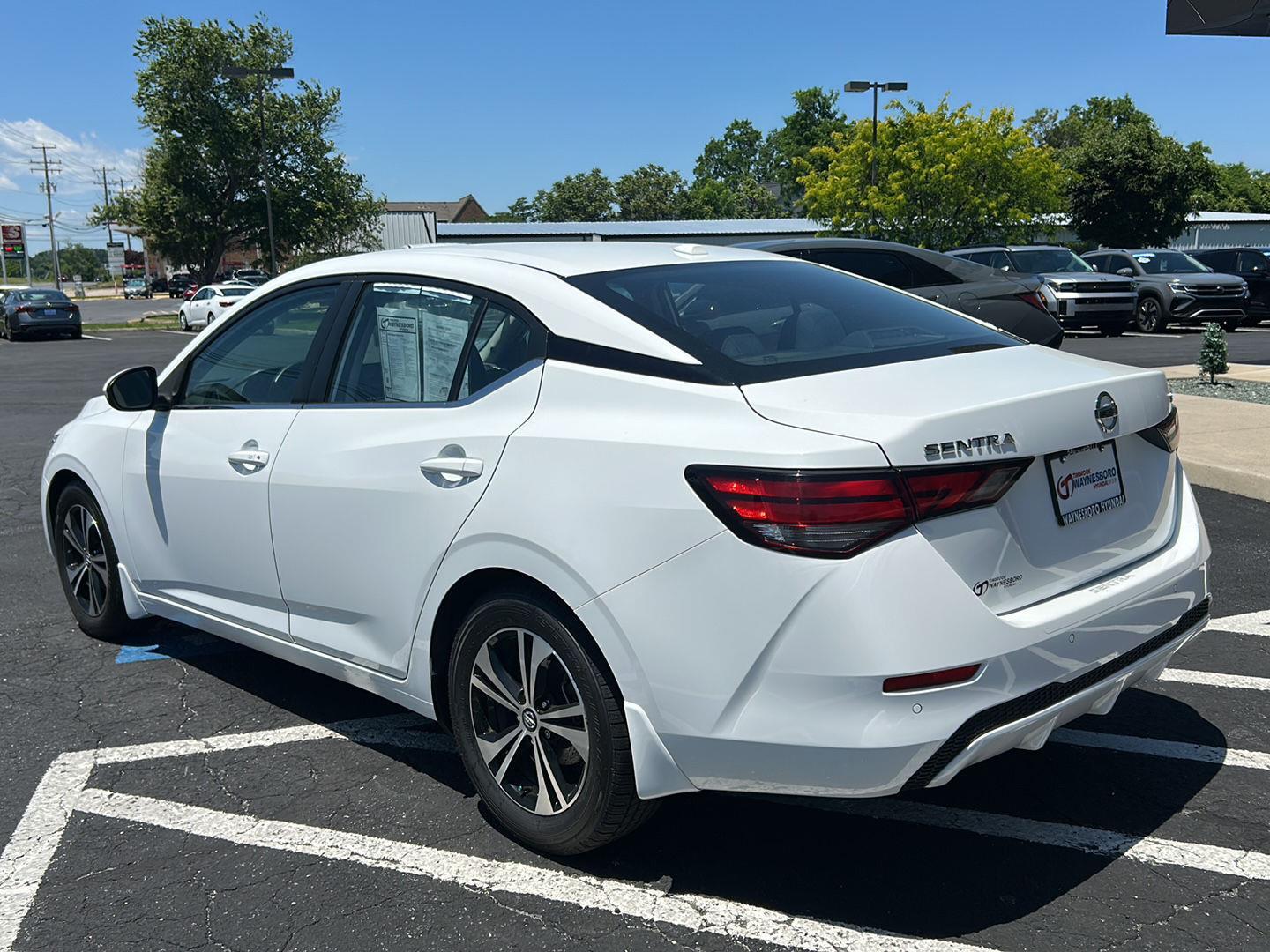 2023 Nissan Sentra SV - Photo 5