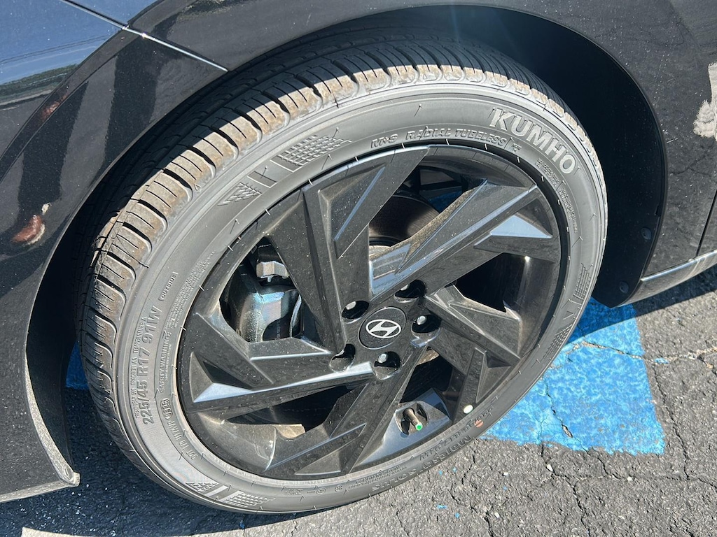 New 2026 Hyundai Elantra SEL Sport Sedan
