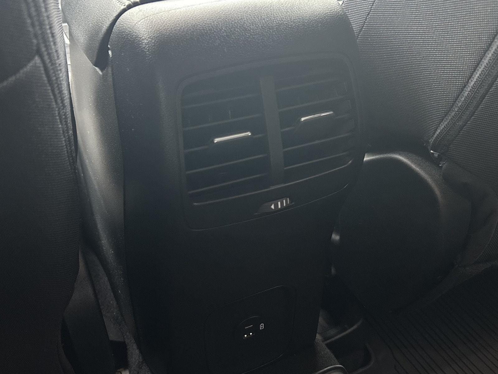 2022 Ford Escape SE - Photo 17