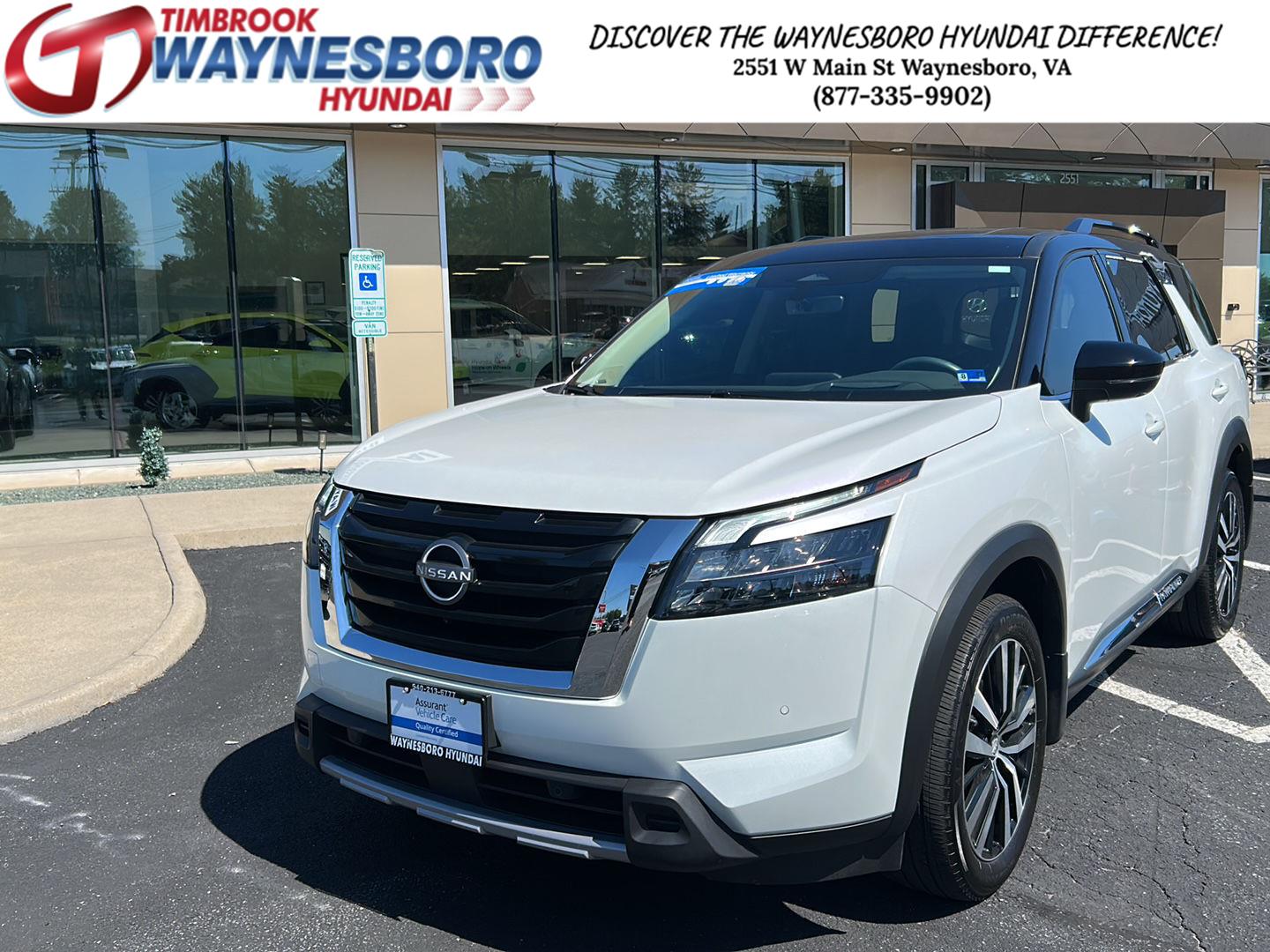 2025 Nissan Pathfinder Platinum