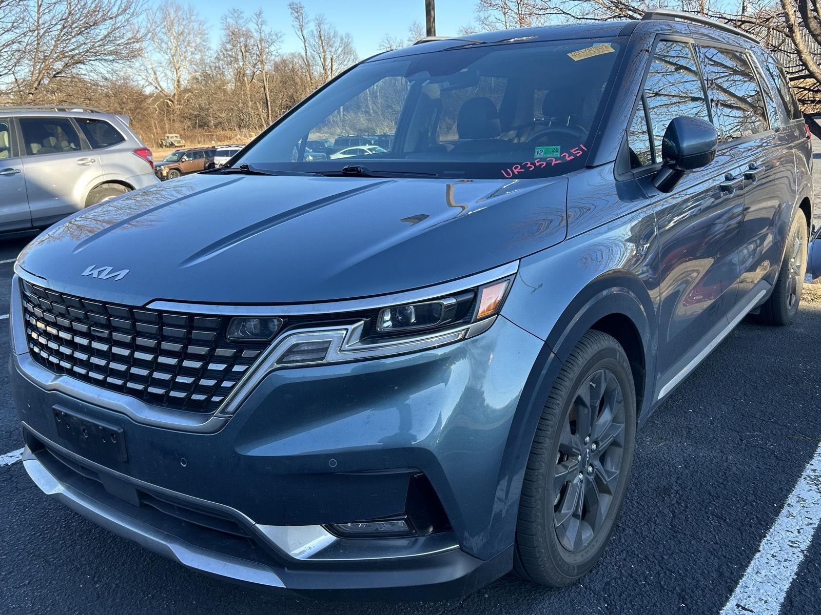 2024 Kia Carnival SX Prestige's photo