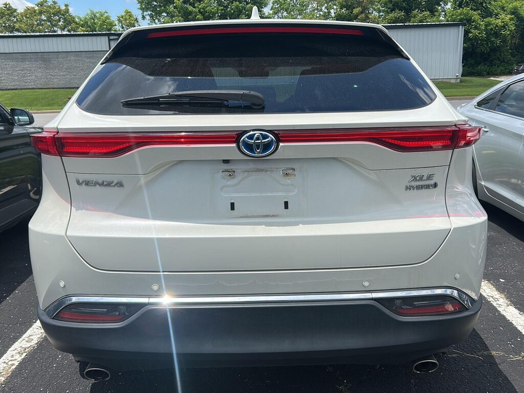 Used 2022 Toyota Venza XLE SUV