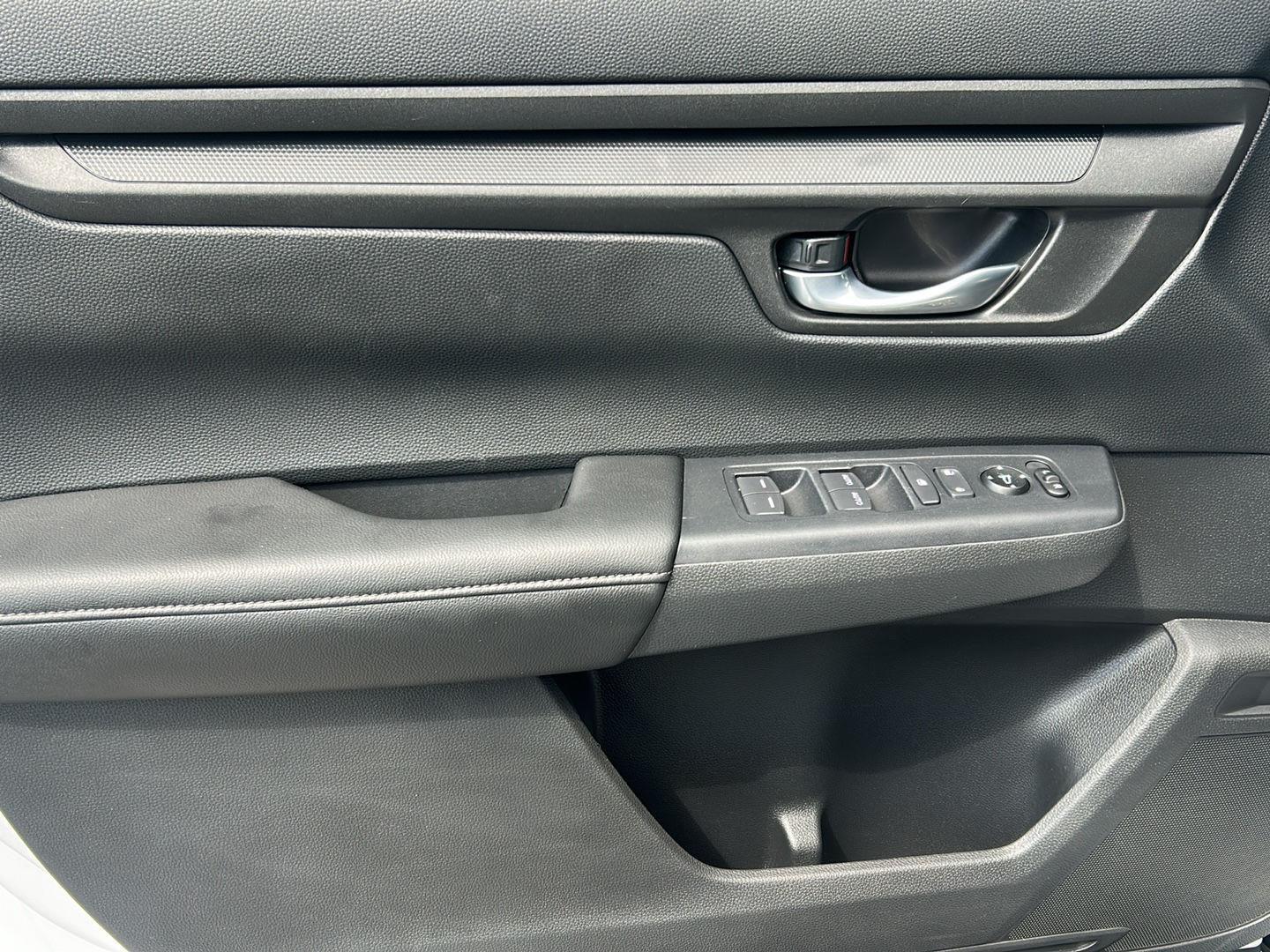 2025 Honda CR-V EX - Photo 13