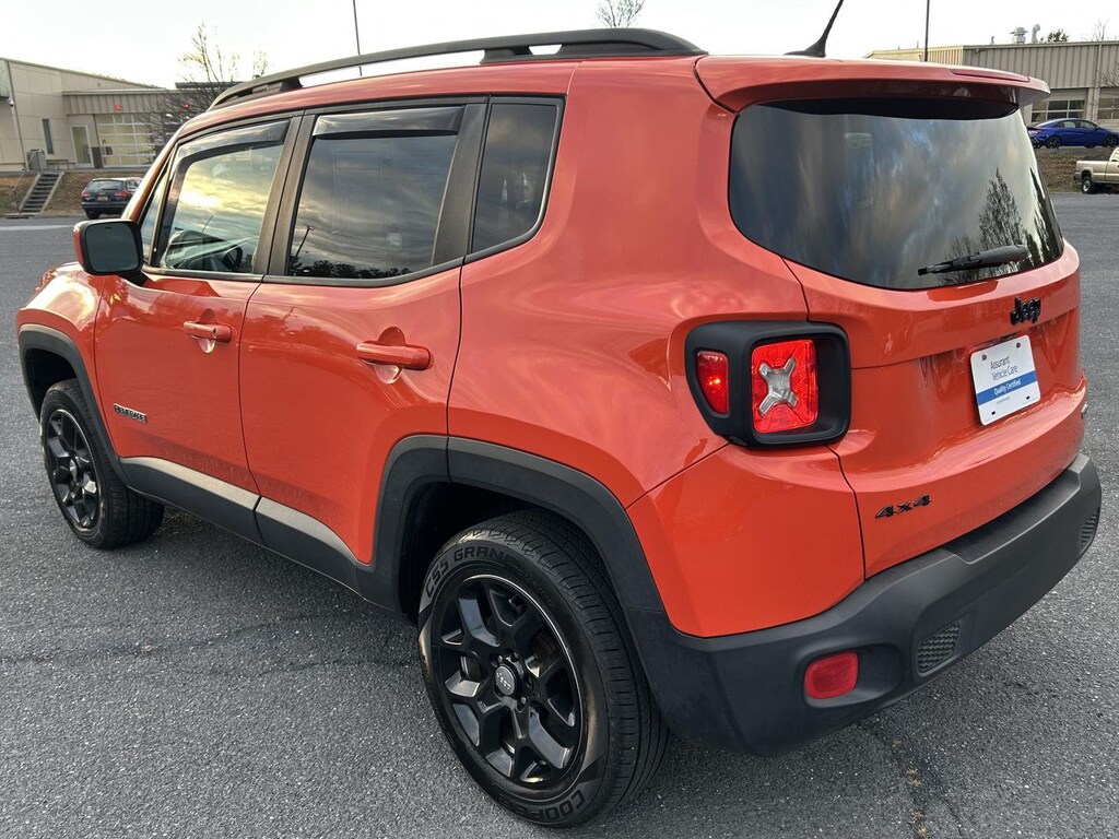 Used 2017 Jeep Renegade Latitude SUV