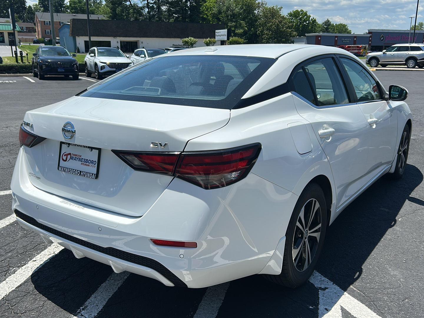 2023 Nissan Sentra SV - Photo 8