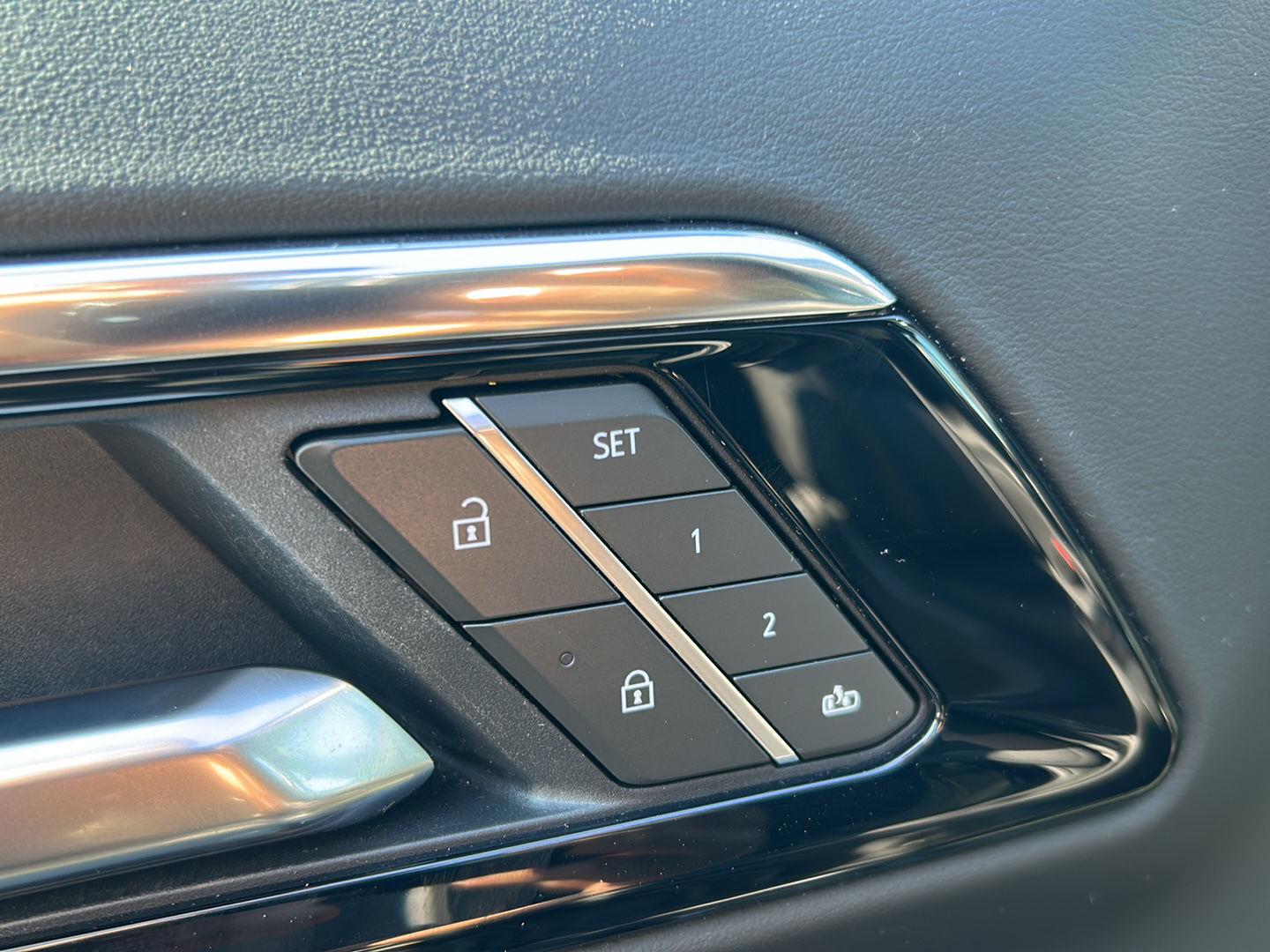 2025 Chevrolet Tahoe LT - Photo 10