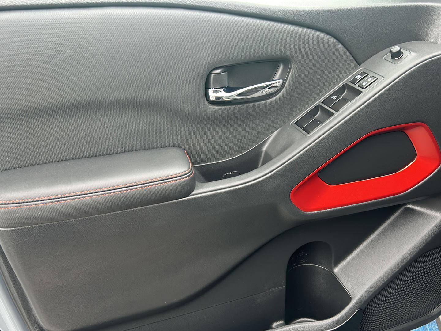 2024 Nissan Frontier PRO-4X - Photo 11