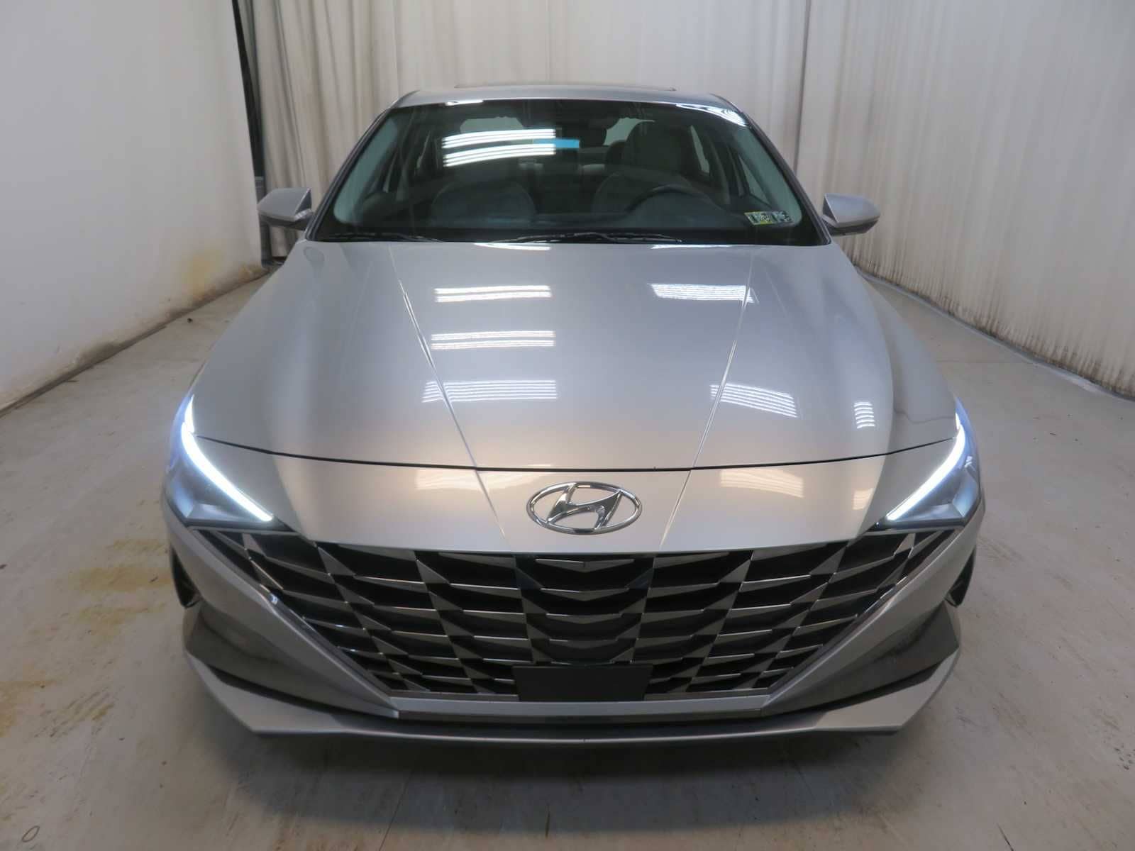 Used 2022 Hyundai Elantra Limited with VIN 5NPLP4AG9NH075589 for sale in Wexford, PA