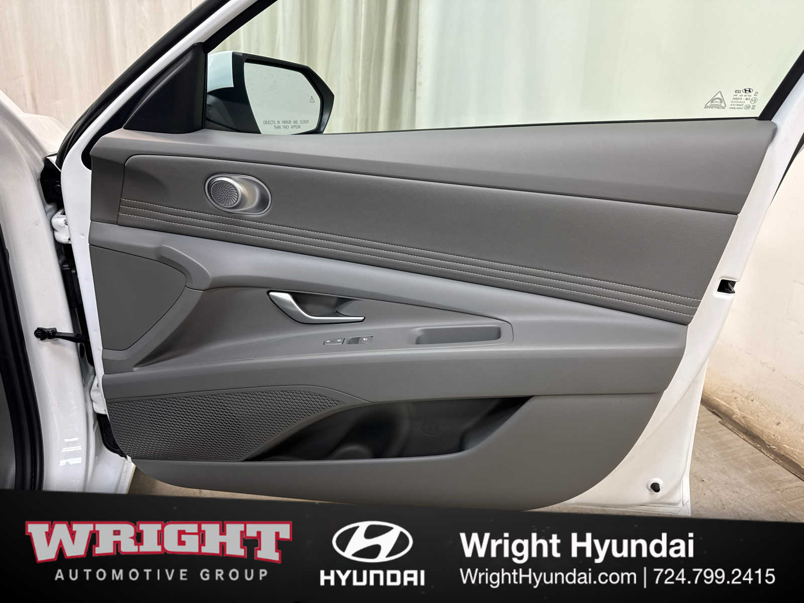 2025 Hyundai Elantra SEL - Photo 17