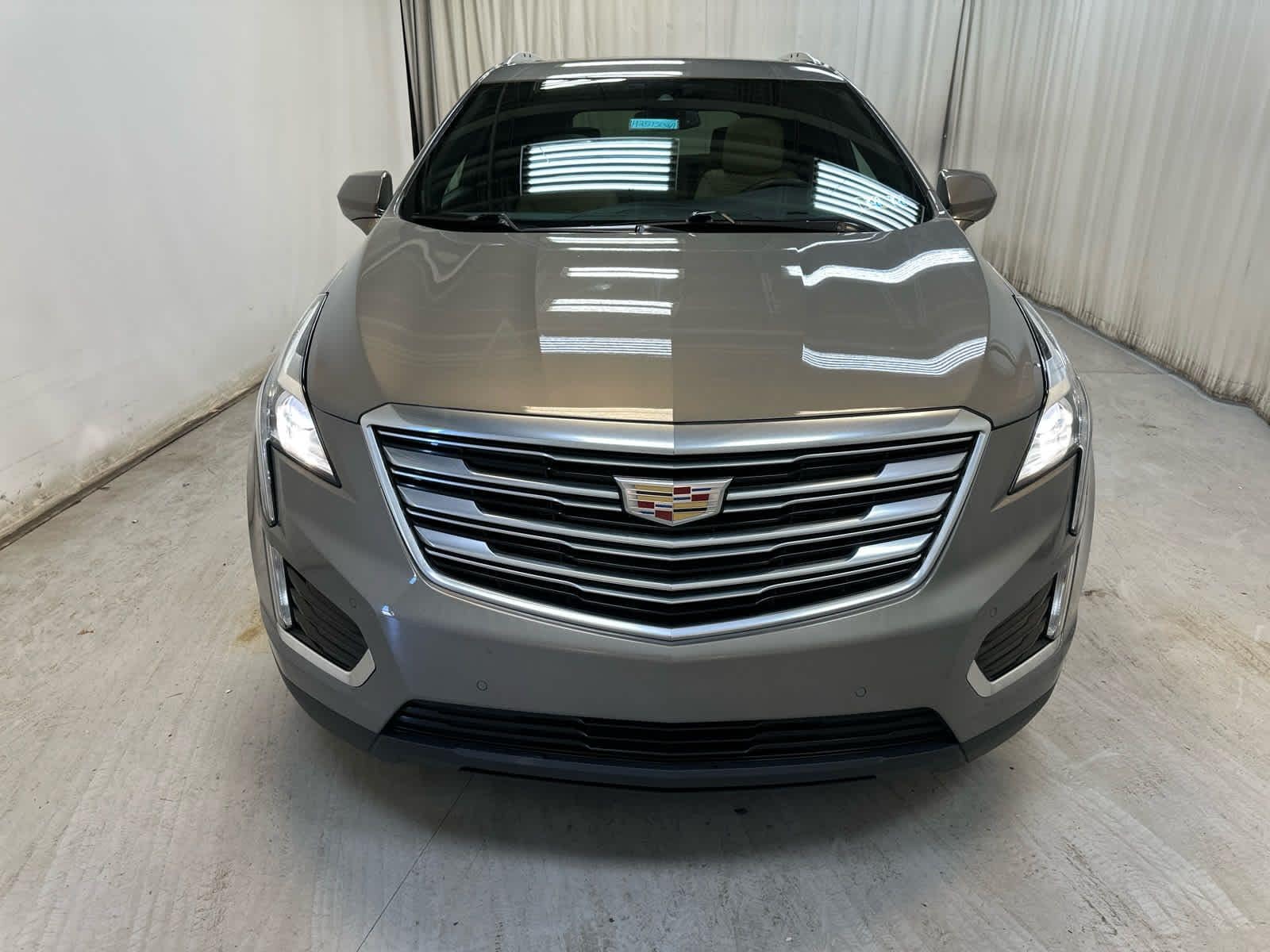 Used 2017 Cadillac XT5 Luxury with VIN 1GYKNDRS1HZ280776 for sale in Wexford, PA