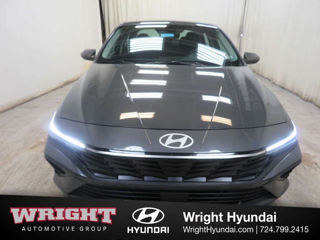 Certified 2025 Hyundai Elantra SEL Convenience Sedan