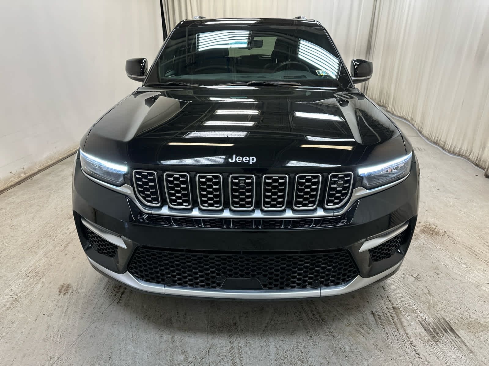 Used 2022 Jeep Grand Cherokee Summit Reserve with VIN 1C4RJHET3N8517890 for sale in Wexford, PA