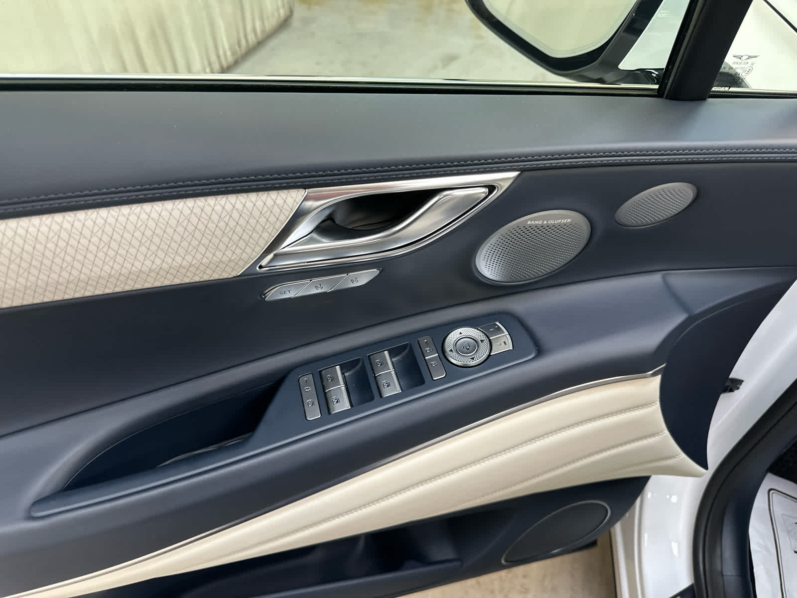2025 GENESIS GV80 Prestige - Photo 10