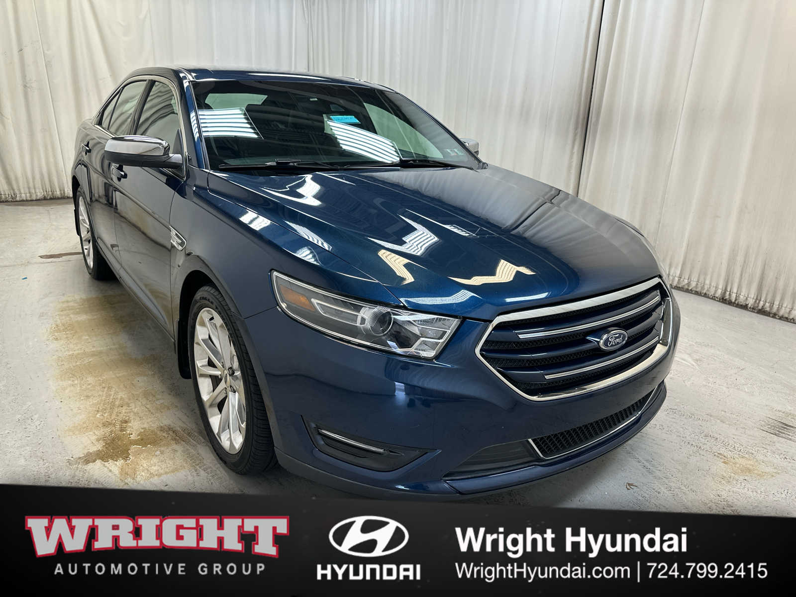 2016 Ford Taurus Limited AWD's photo