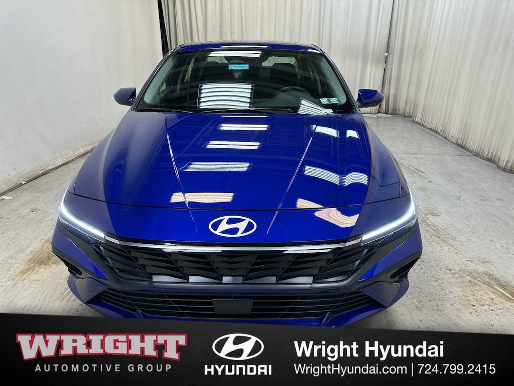 Certified 2025 Hyundai Elantra SEL Convenience Sedan