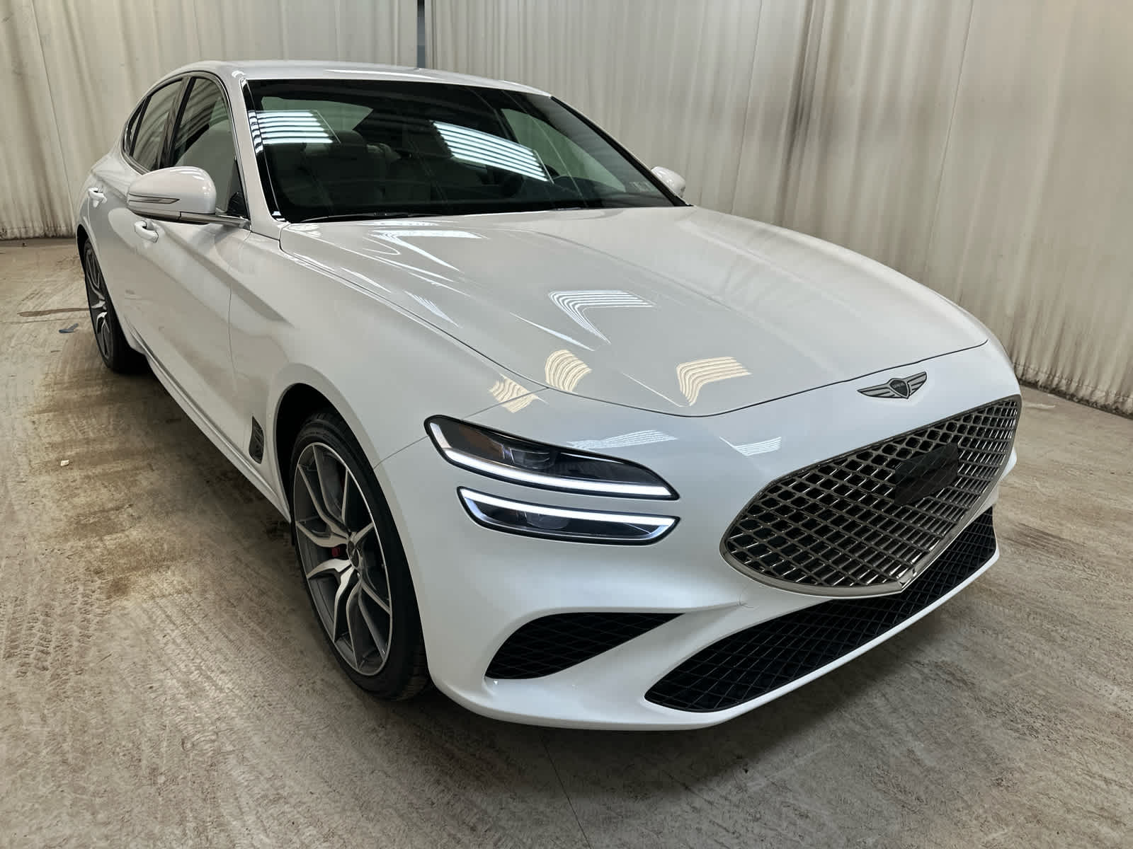 2025 GENESIS G70 Standard
