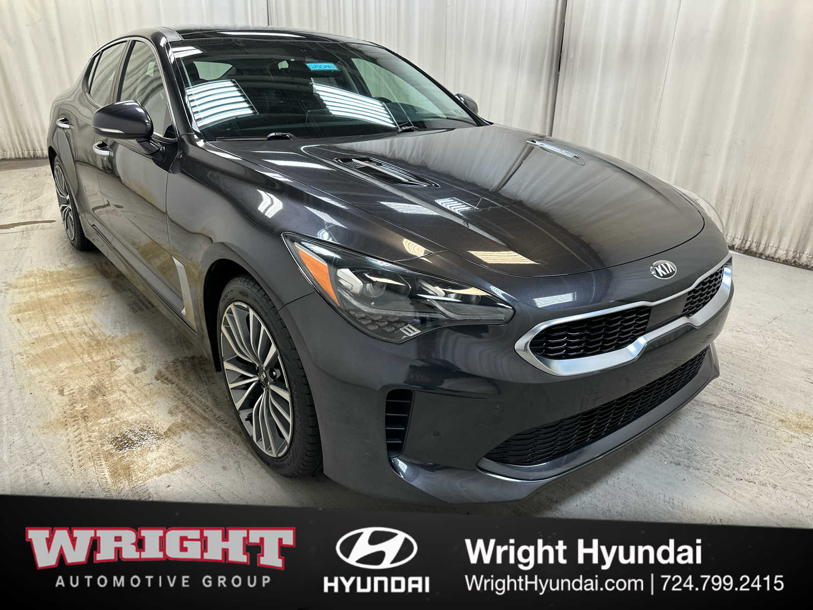 2019 Kia Stinger Premium AWD's photo