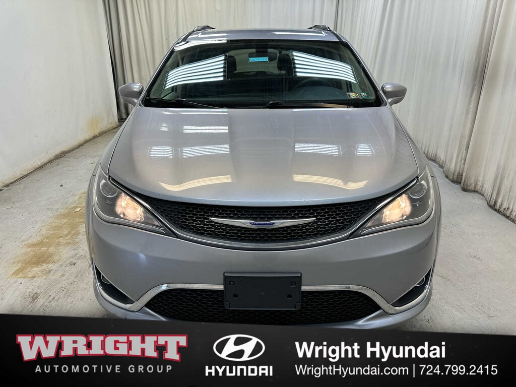 Used 2020 Chrysler Pacifica Touring L Van Passenger Van