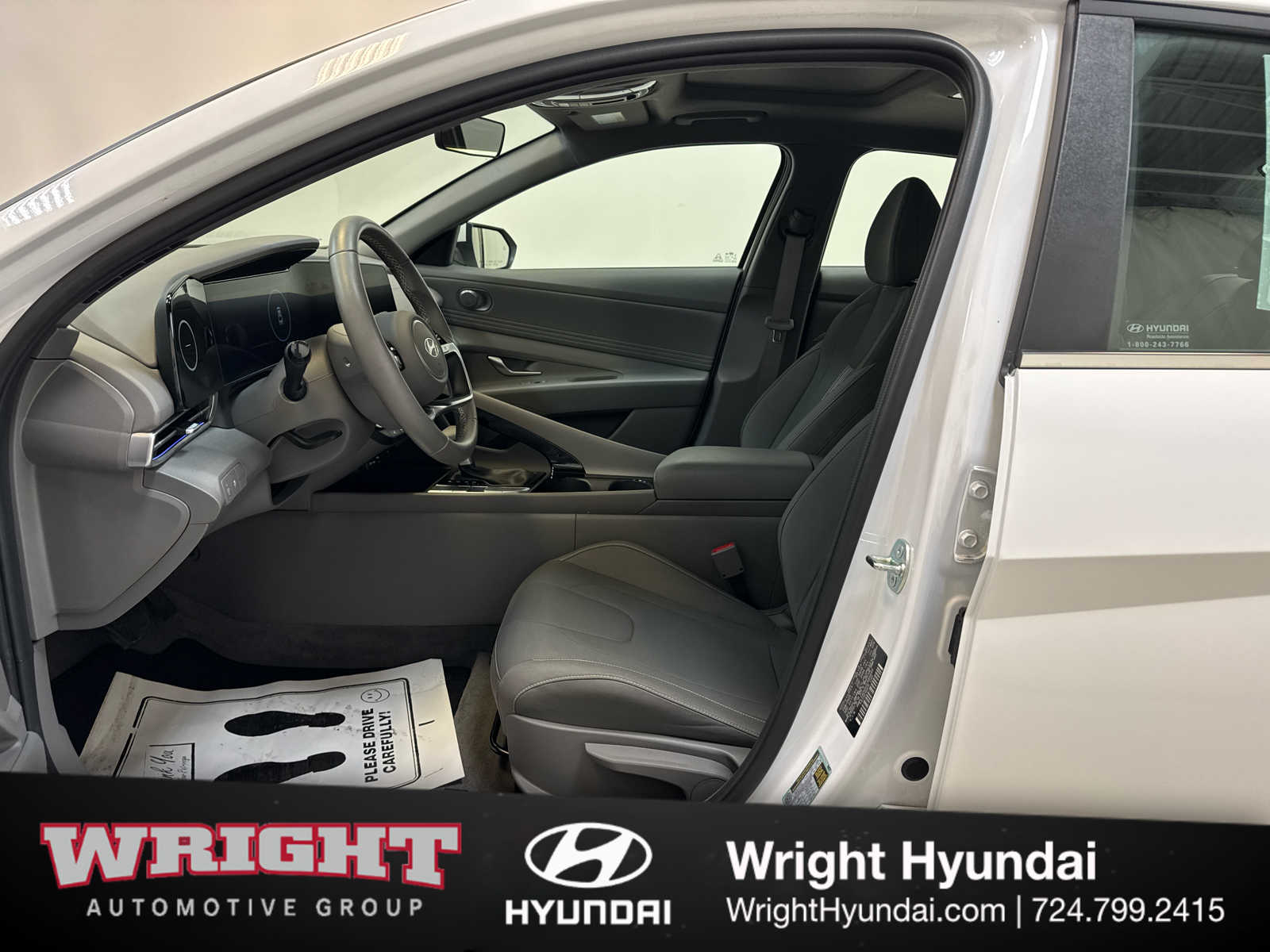 2025 Hyundai Elantra SEL - Photo 11