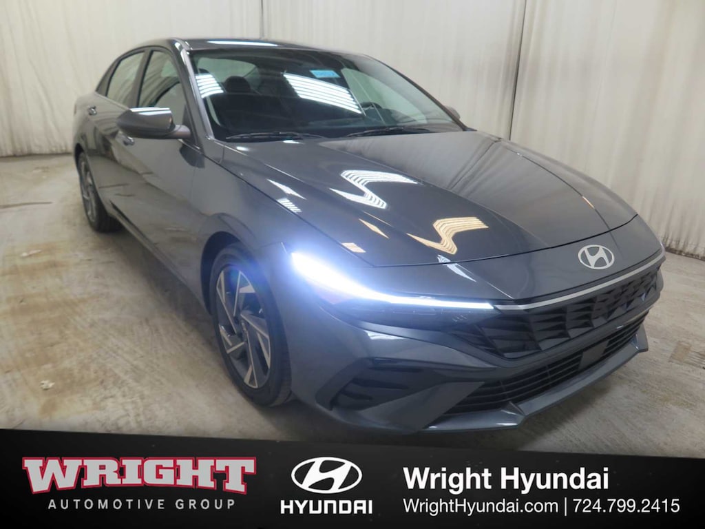 Certified 2025 Hyundai Elantra SEL Convenience Sedan