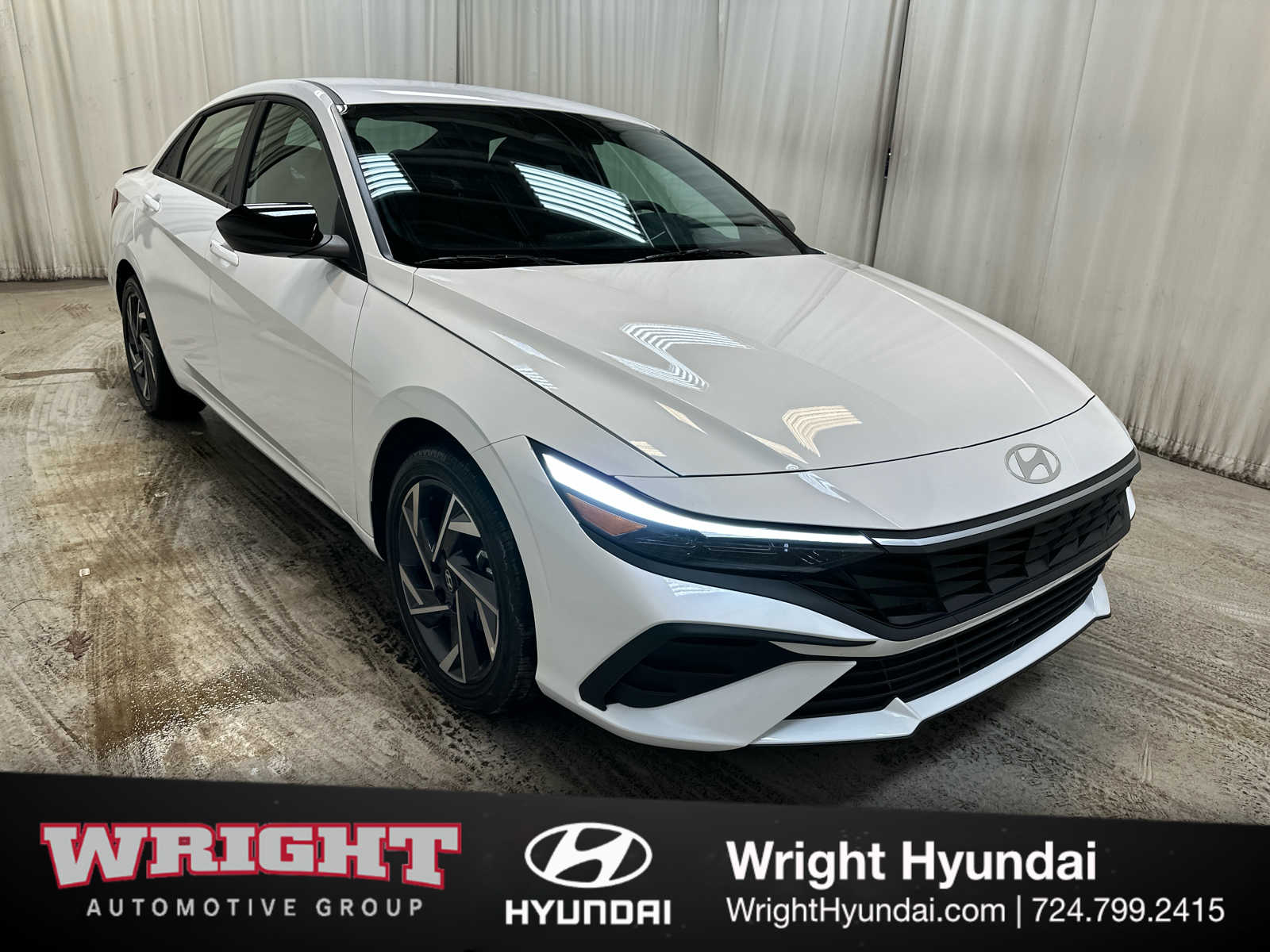 2025 Hyundai Elantra Hybrid Sedan 