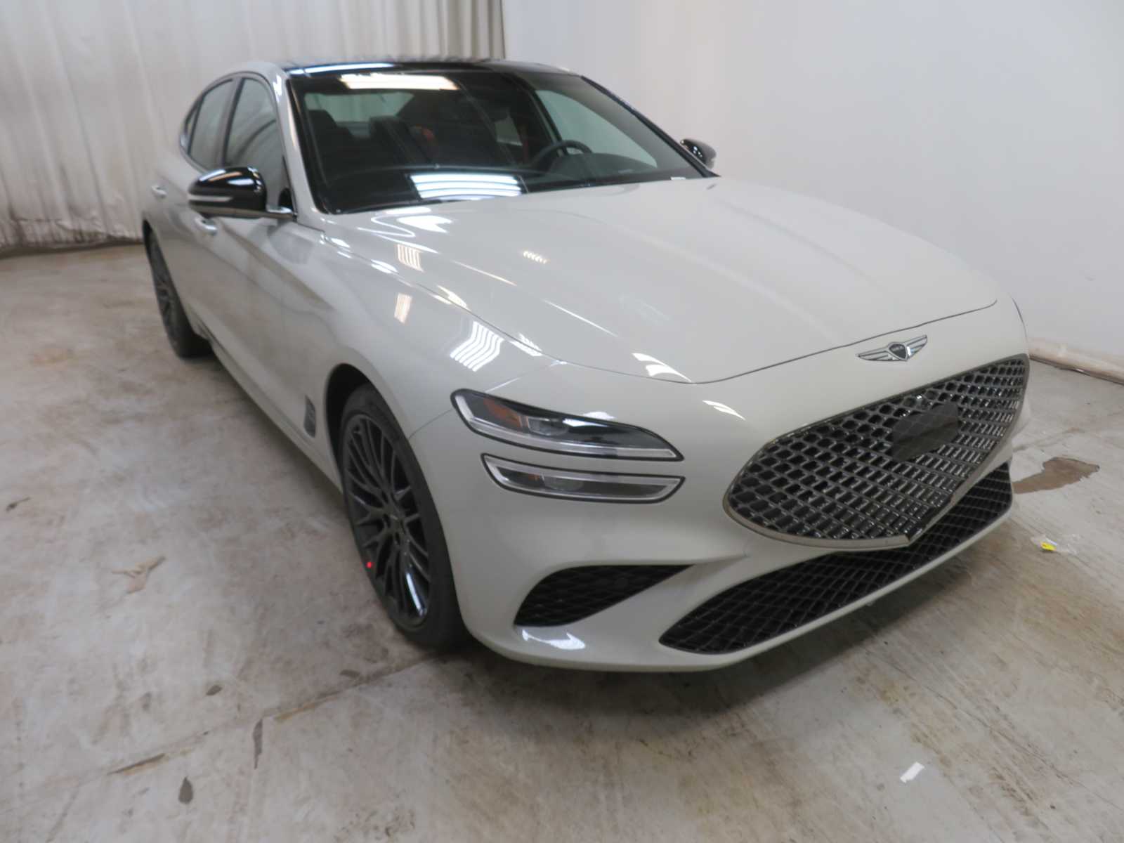 2026 Genesis G70 3.3T Prestige Graphite