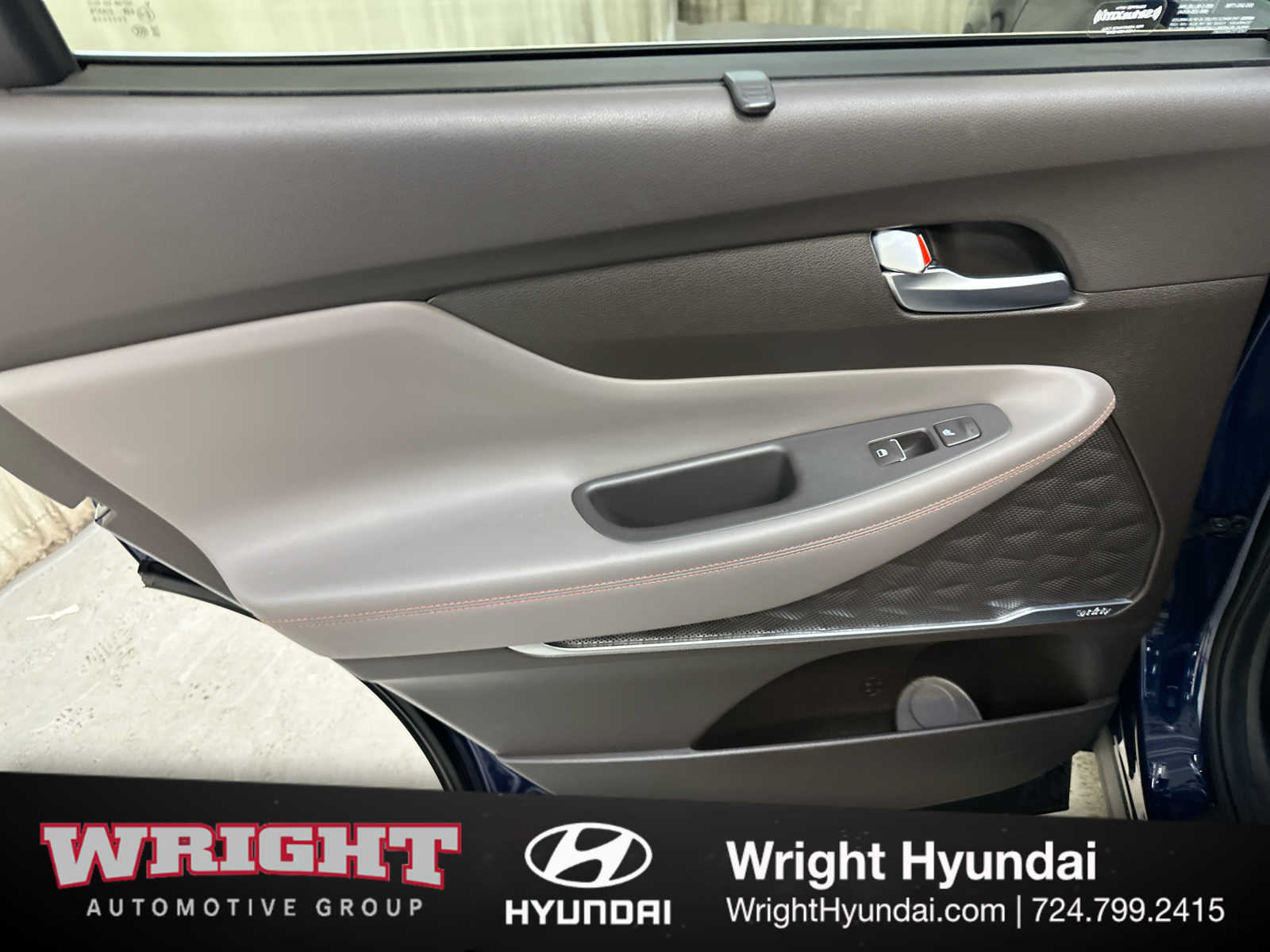 2020 Hyundai Santa Fe Limited - Photo 12
